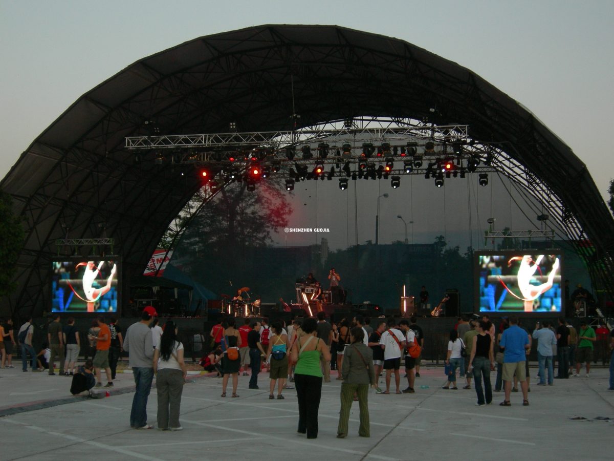 P16mm Rental Style Screen in Romania - Image 2